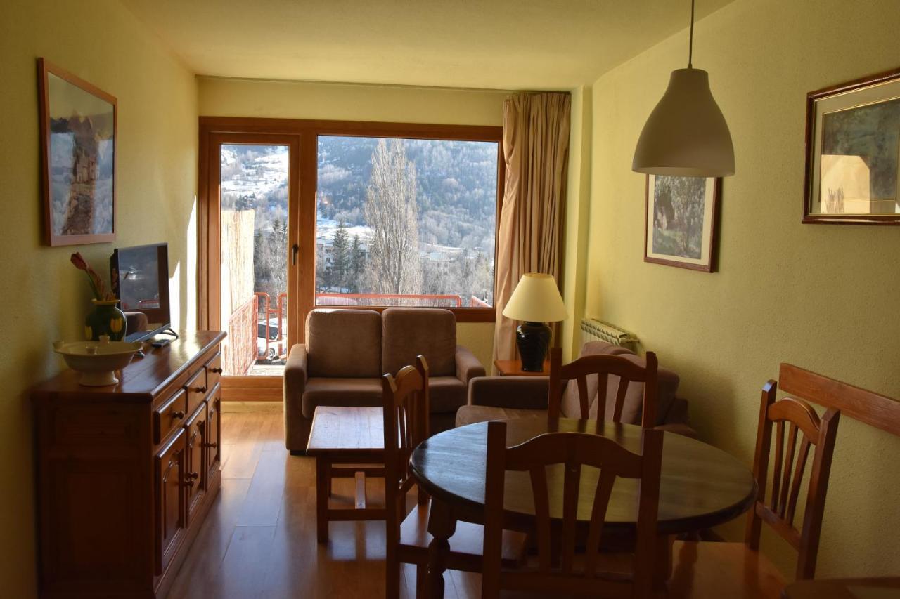 Apartamentos SNÖ Edelweiss Cerler Exterior foto