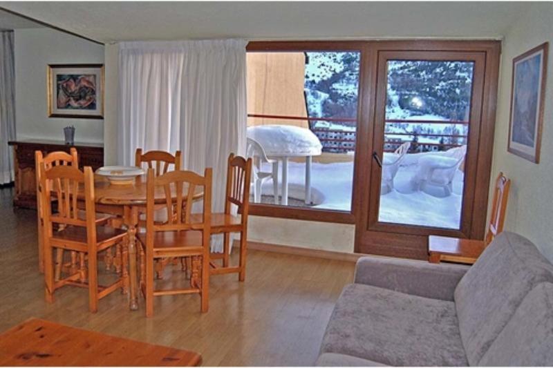 Apartamentos SNÖ Edelweiss Cerler Quarto foto